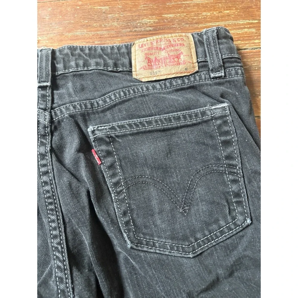 Vintage Levis 519 Cutoff Denim Shorts Women's Black Red Tab Distressed 9 JR M